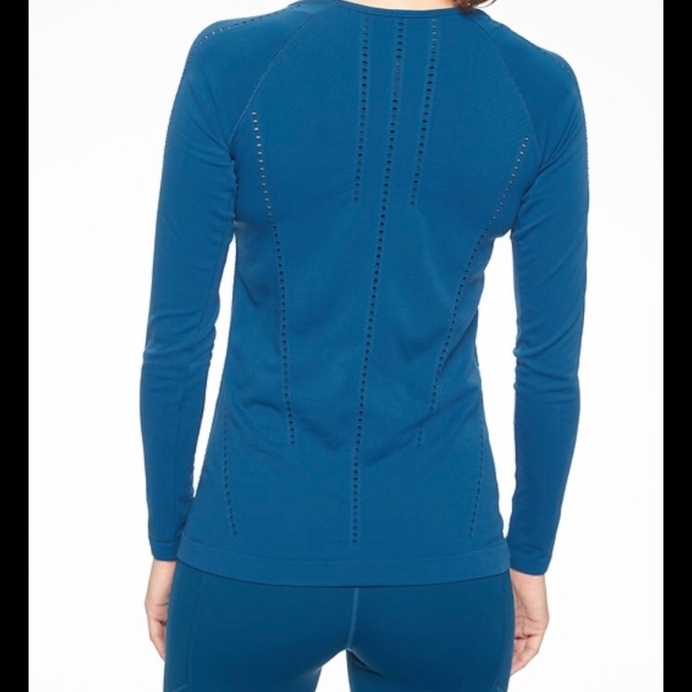 Athleta Foothills long sleeve top